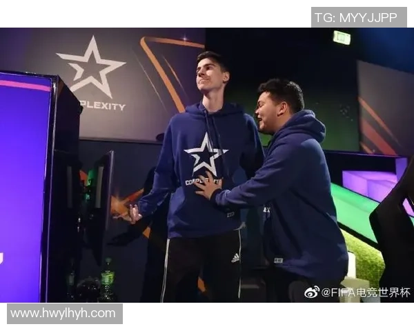 ComplexityGaming全体选手齐聚新直播平台开启全新互动体验